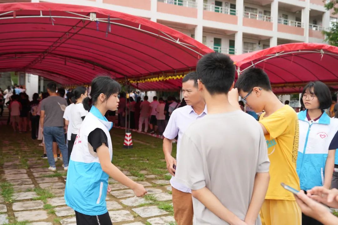 图片[20]-梦想起航 未来可期 | 阳春市实验中学开展2024年秋季七年级新生注册工作-阳春敏学网